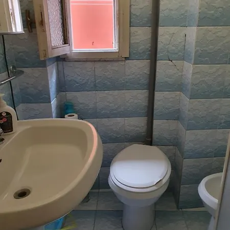 Sul Porto A 2 Minuti Dal Mare Citra010007-lt-0079 Камольи