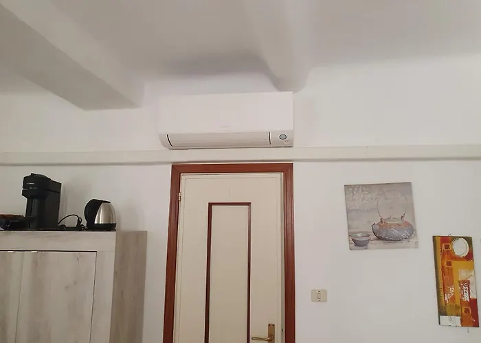Sul Porto A 2 Minuti Dal Mare Citra010007-lt-0079 아파트 *
