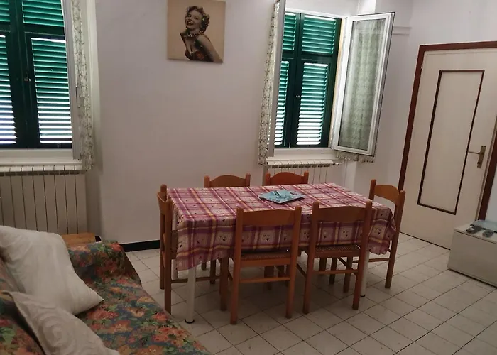 Sul Porto A 2 Minuti Dal Mare Citra010007-lt-0079 *